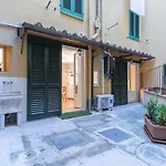 Sambrogio Suite-Hosted By Sweetstay