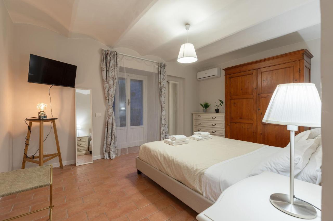 Sambrogio Suite-hosted By Sweetstay Apartamento *